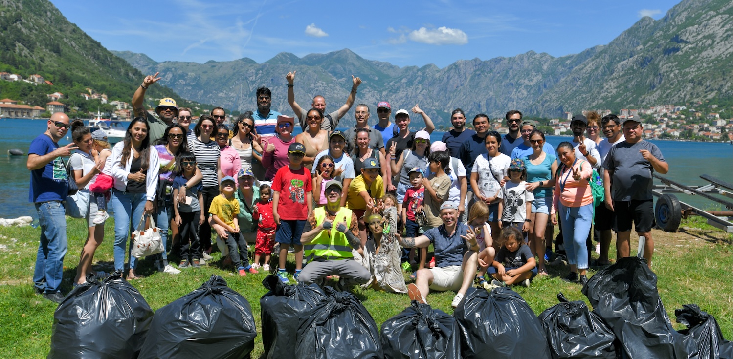 Cleaning up the Kotor Bay beach, together.